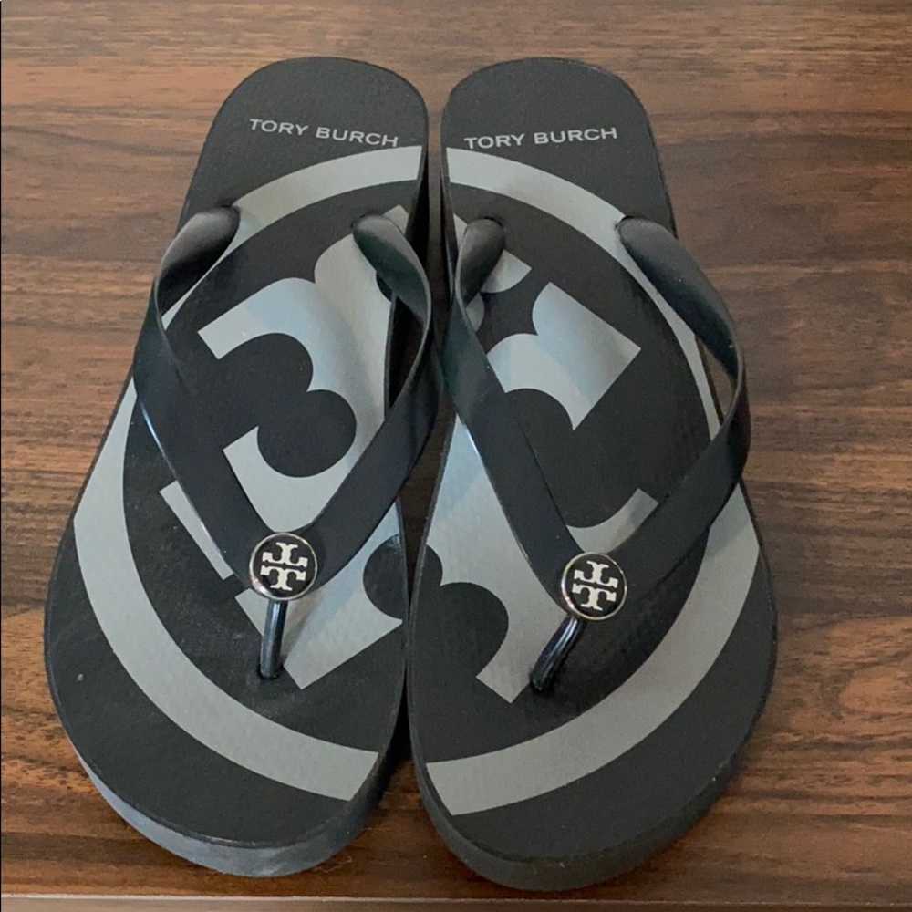 Tory Burch Emory Flip Flops - NEVER WORN